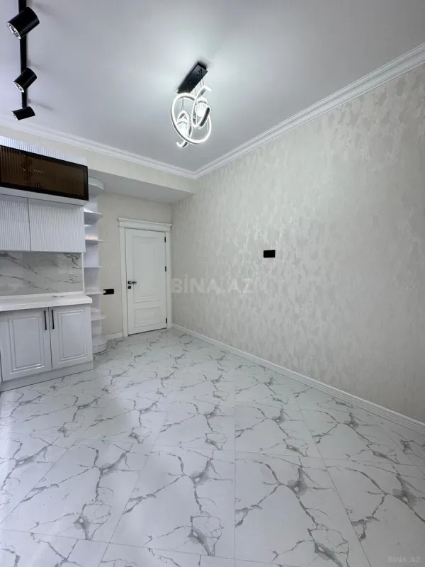 Satılır 2 otaqlı mənzil 96 m²