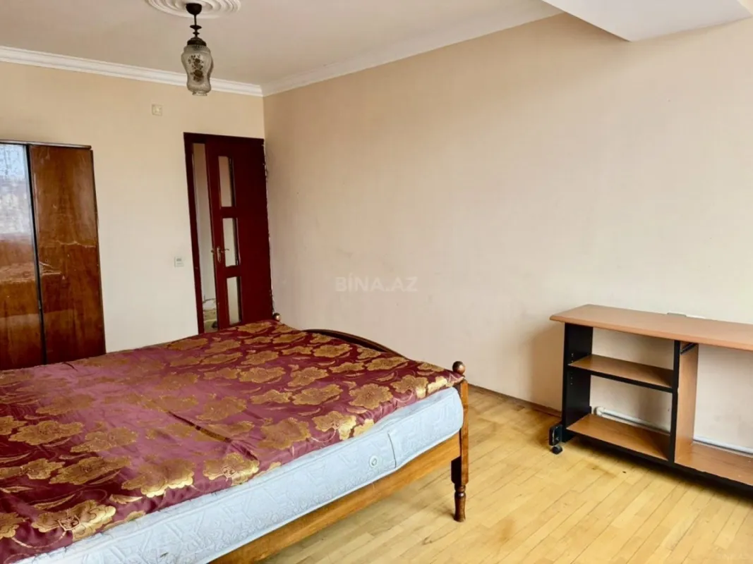 Kirayə verilir 2 otaqlı mənzil 80 m²