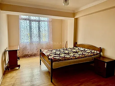 Kirayə verilir 2 otaqlı mənzil 80 m²