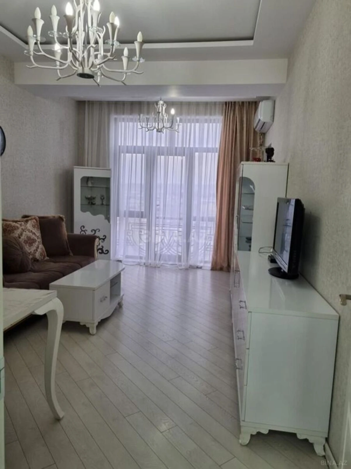 Kirayə verilir 2 otaqlı mənzil 56 m²
