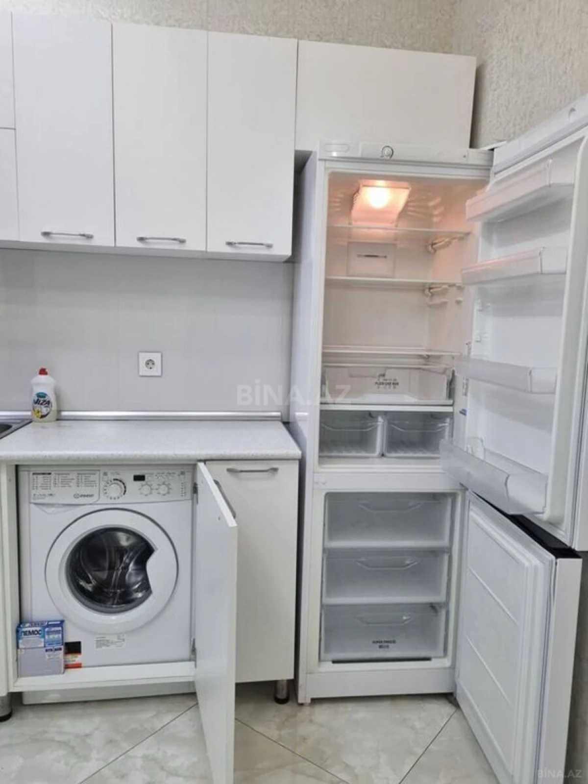Kirayə verilir 2 otaqlı mənzil 56 m²