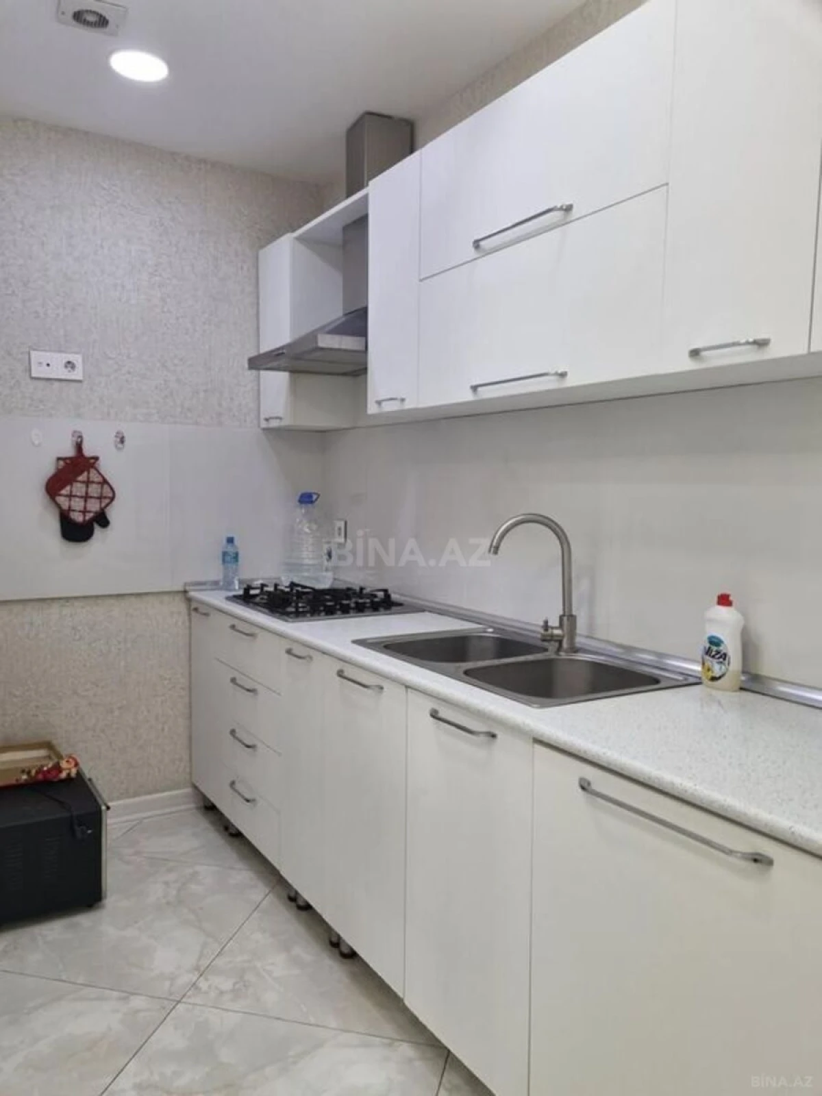 Kirayə verilir 2 otaqlı mənzil 56 m²