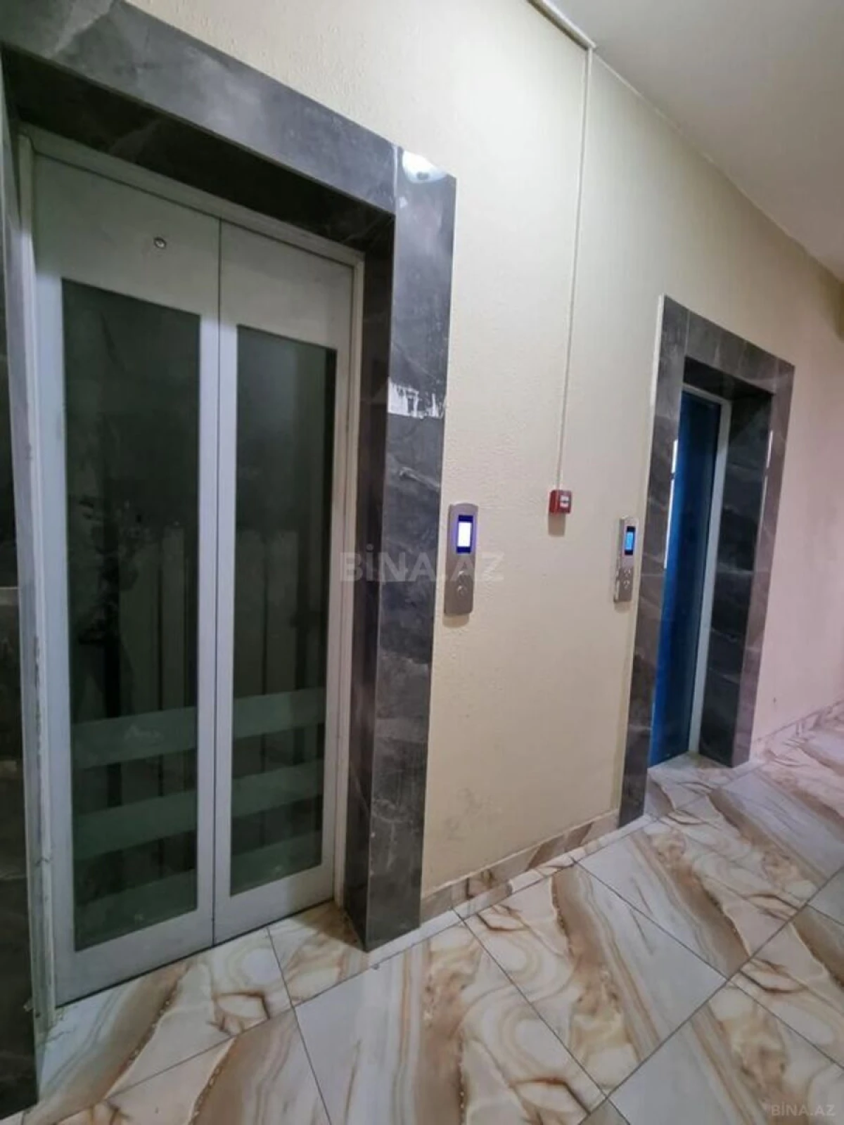 Kirayə verilir 2 otaqlı mənzil 56 m²