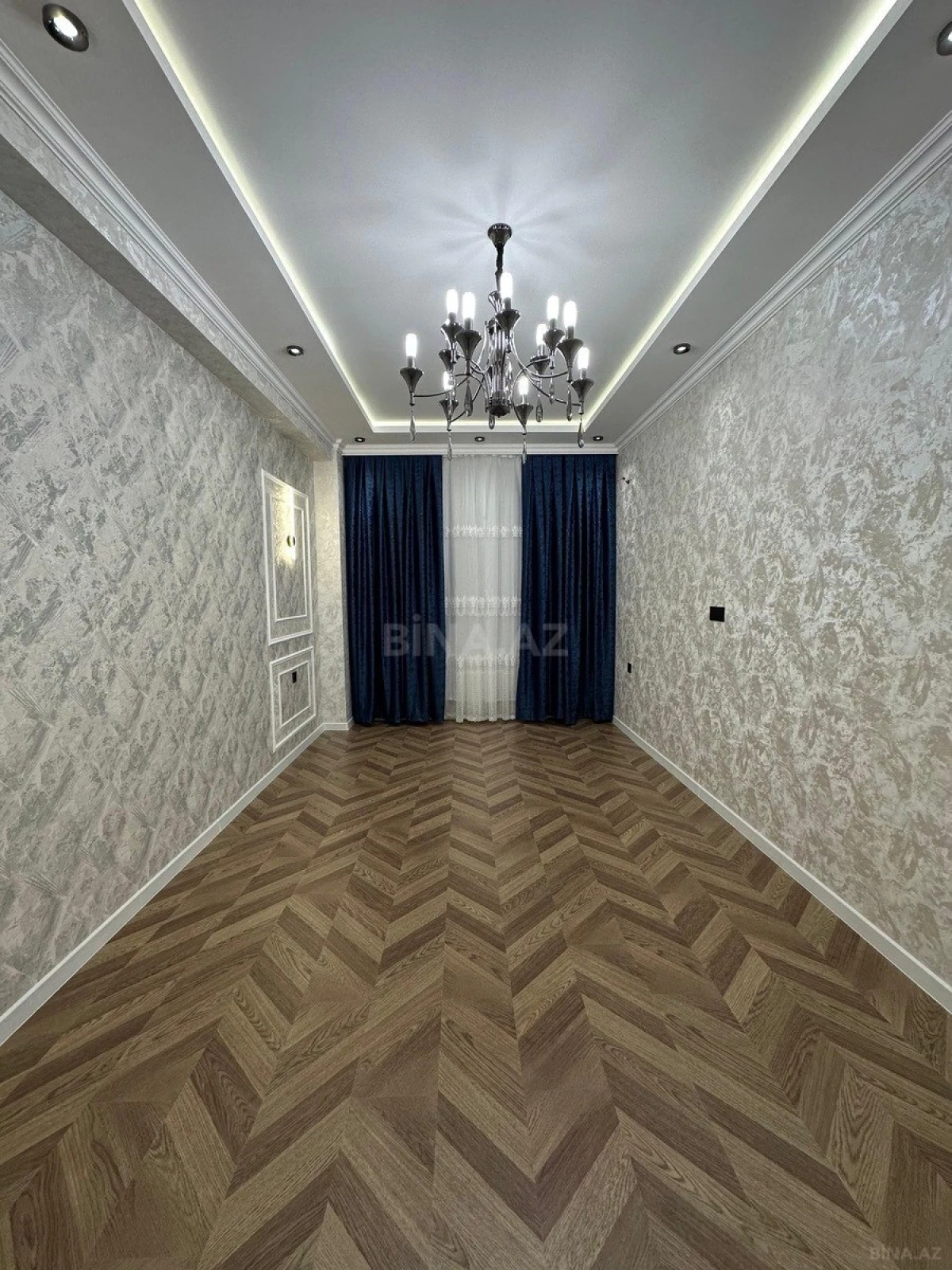 Satılır 2 otaqlı mənzil 65 m²