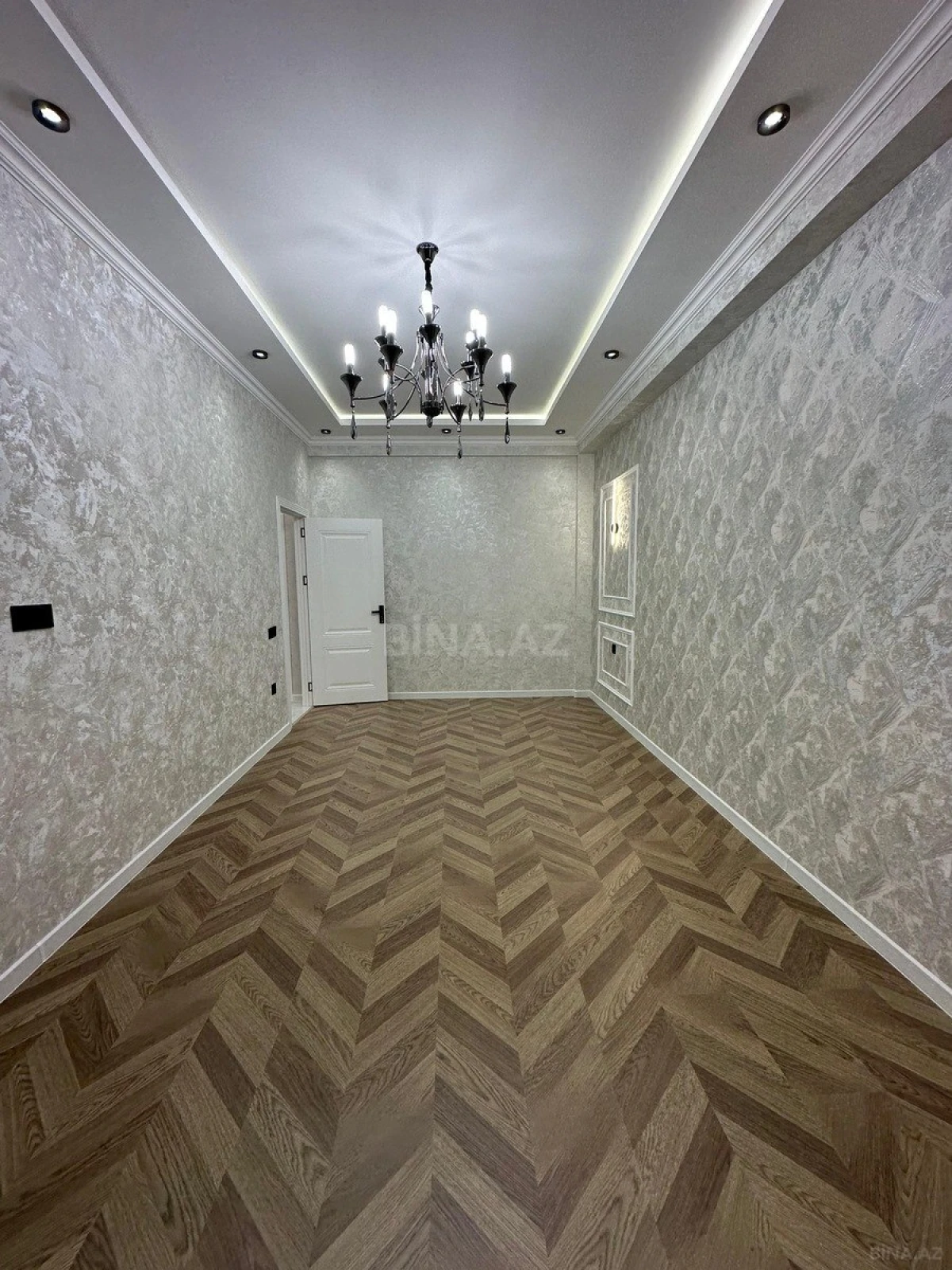 Satılır 2 otaqlı mənzil 65 m²