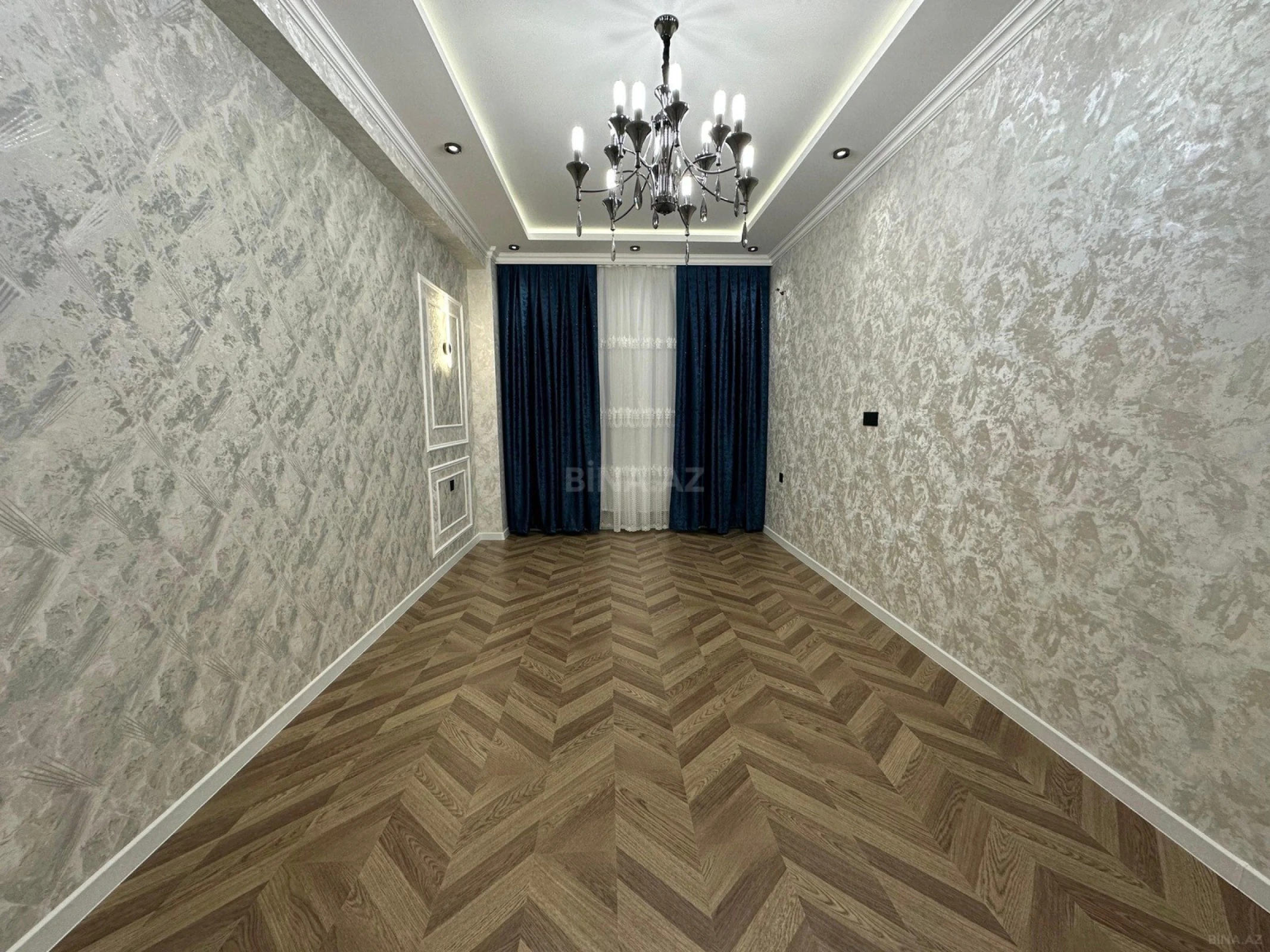 Satılır 2 otaqlı mənzil 65 m²