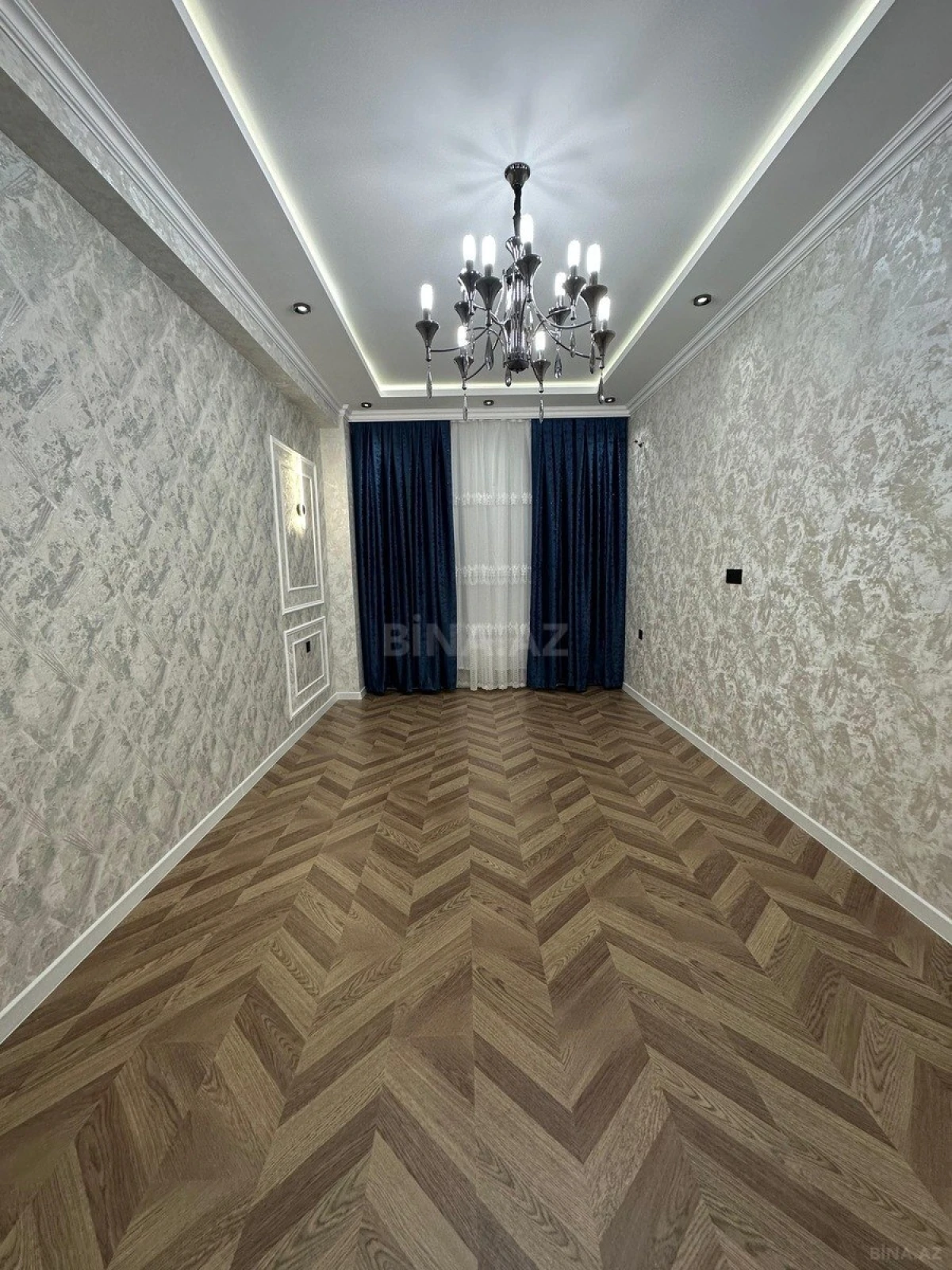 Satılır 2 otaqlı mənzil 65 m²