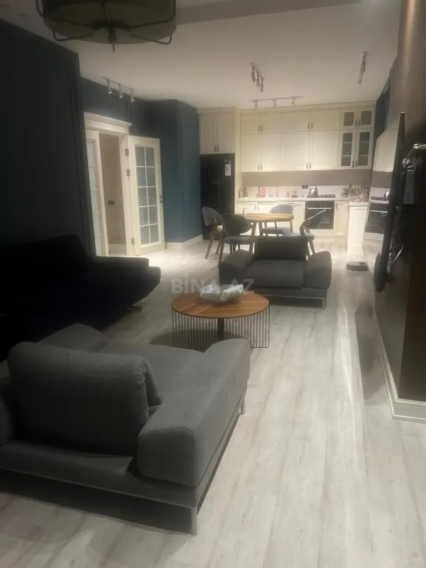 Satılır 3 otaqlı mənzil 116 m²