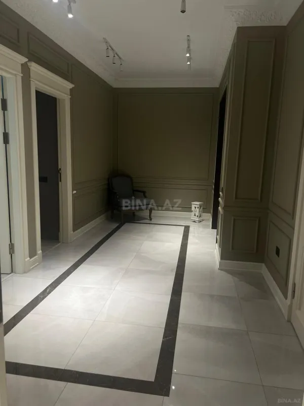 Satılır 3 otaqlı mənzil 116 m²