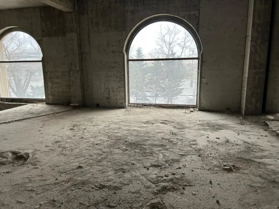 Kirayə verilir obyekt 250 m²