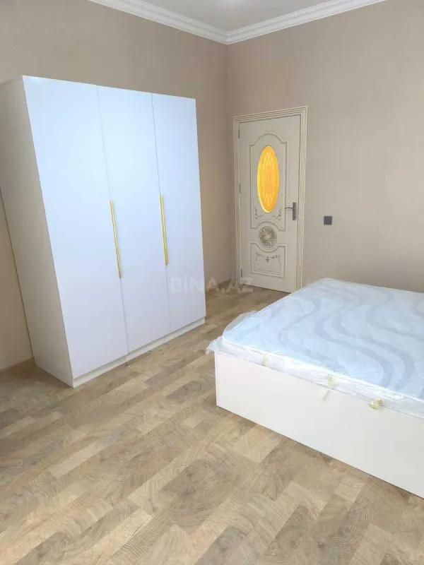 Kirayə verilir 2 otaqlı mənzil 70 m²