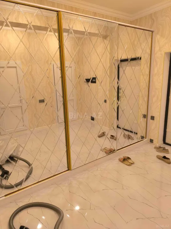 Kirayə verilir 2 otaqlı mənzil 70 m²