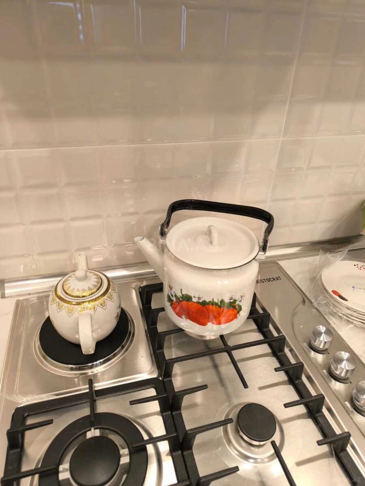 Kirayə verilir 2 otaqlı mənzil 70 m²