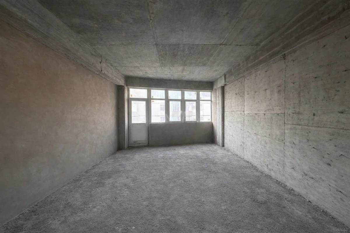 Satılır 4 otaqlı mənzil 153 m²