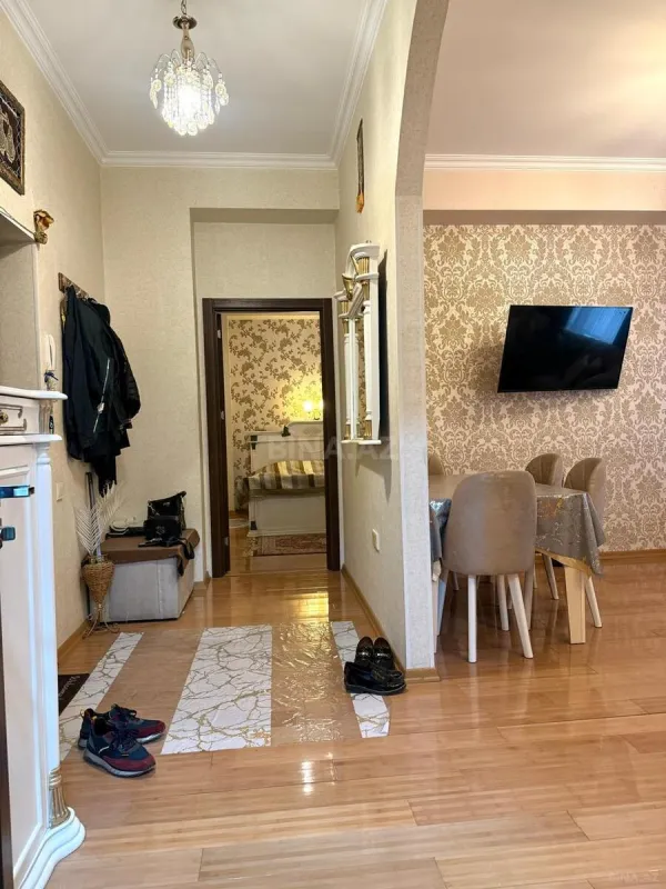 Kirayə verilir 3 otaqlı mənzil 100 m²
