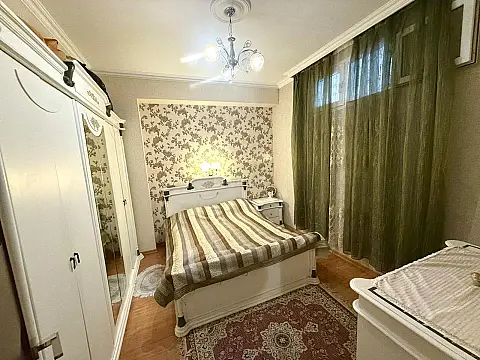 Kirayə verilir 3 otaqlı mənzil 100 m²