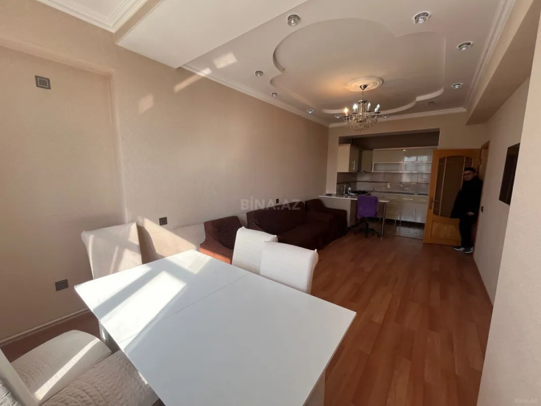 Kirayə verilir 3 otaqlı mənzil 90 m²