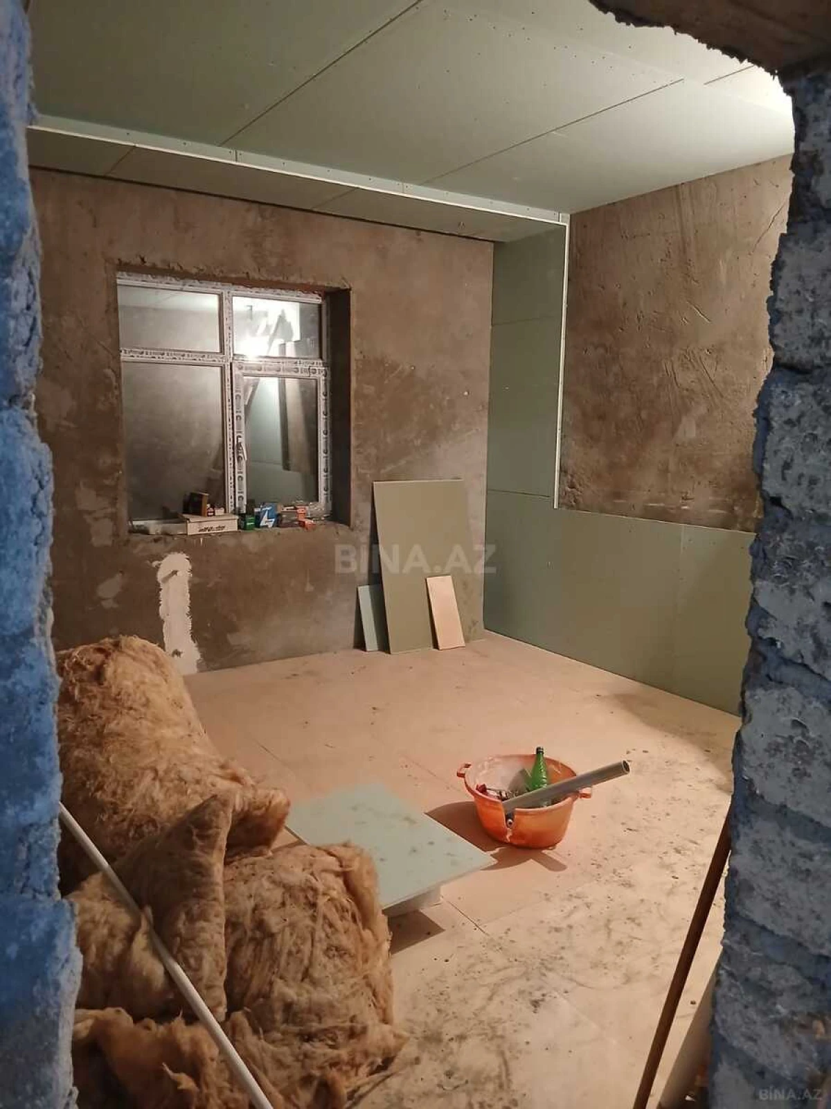 Satılır 6 otaqlı həyət evi 280 m²