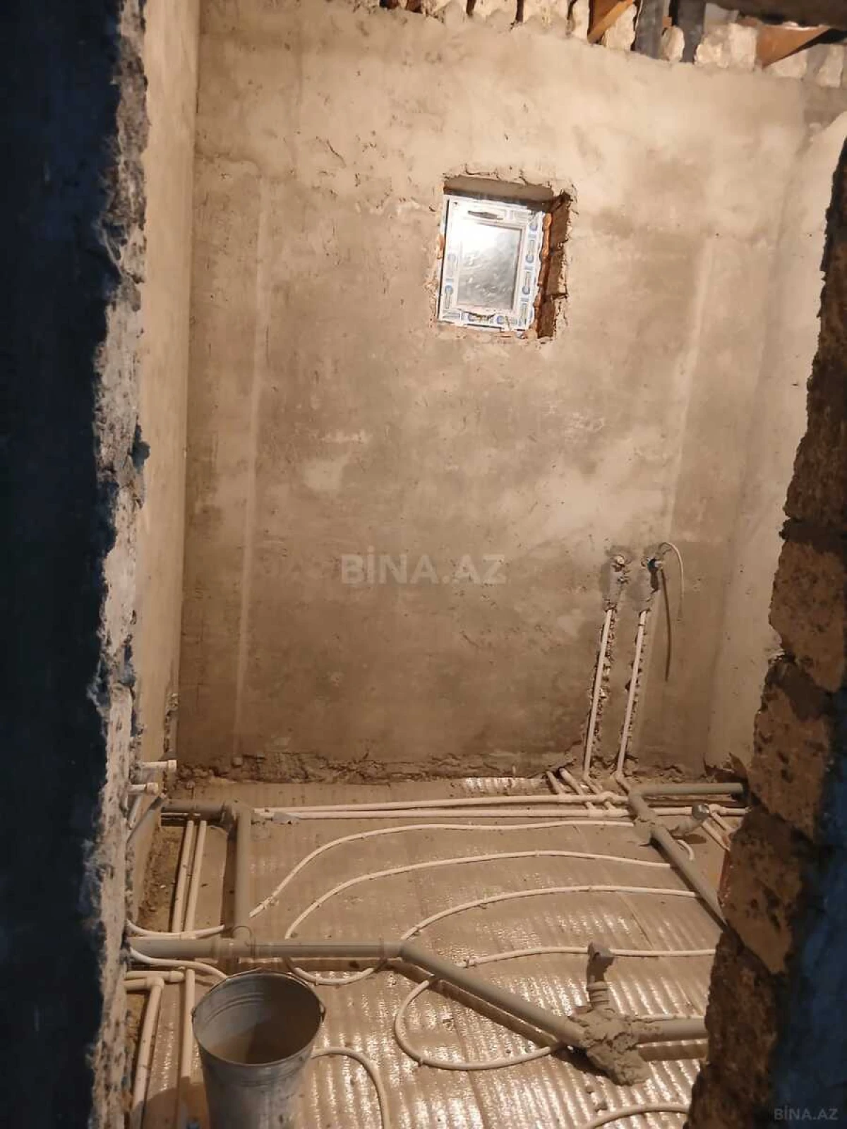 Satılır 6 otaqlı həyət evi 280 m²