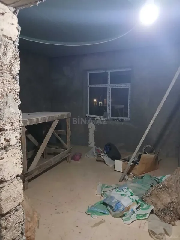 Satılır 6 otaqlı həyət evi 280 m²