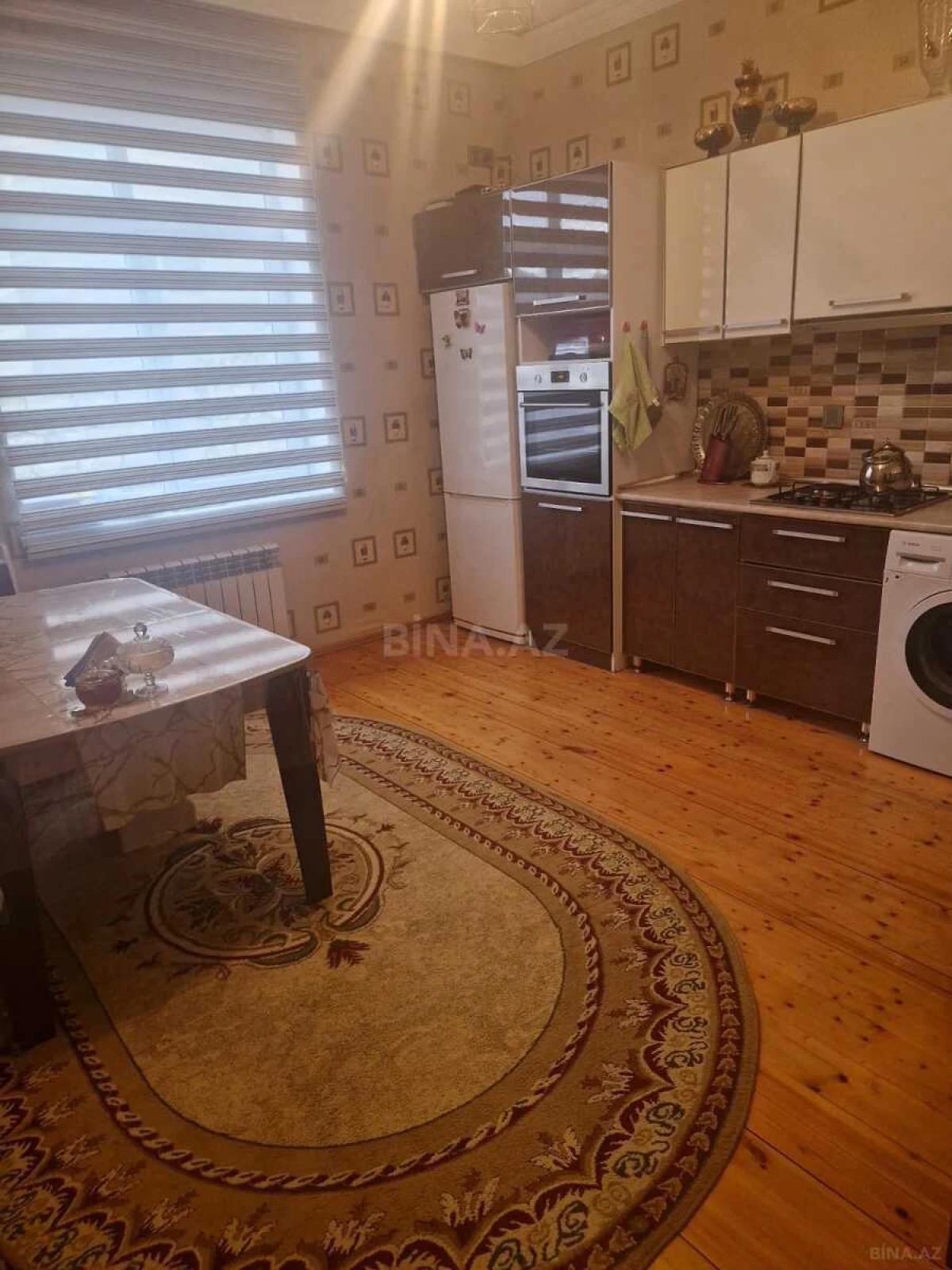 Satılır 6 otaqlı həyət evi 280 m²