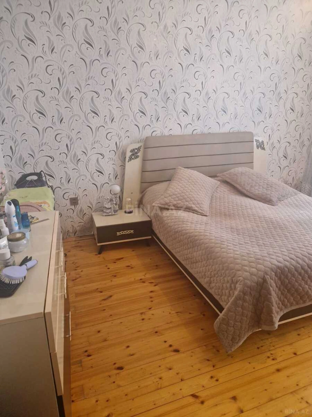 Satılır 6 otaqlı həyət evi 280 m²