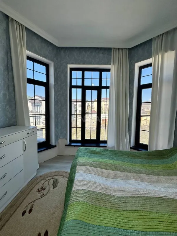 Satılır 4 otaqlı həyət evi 150 m²