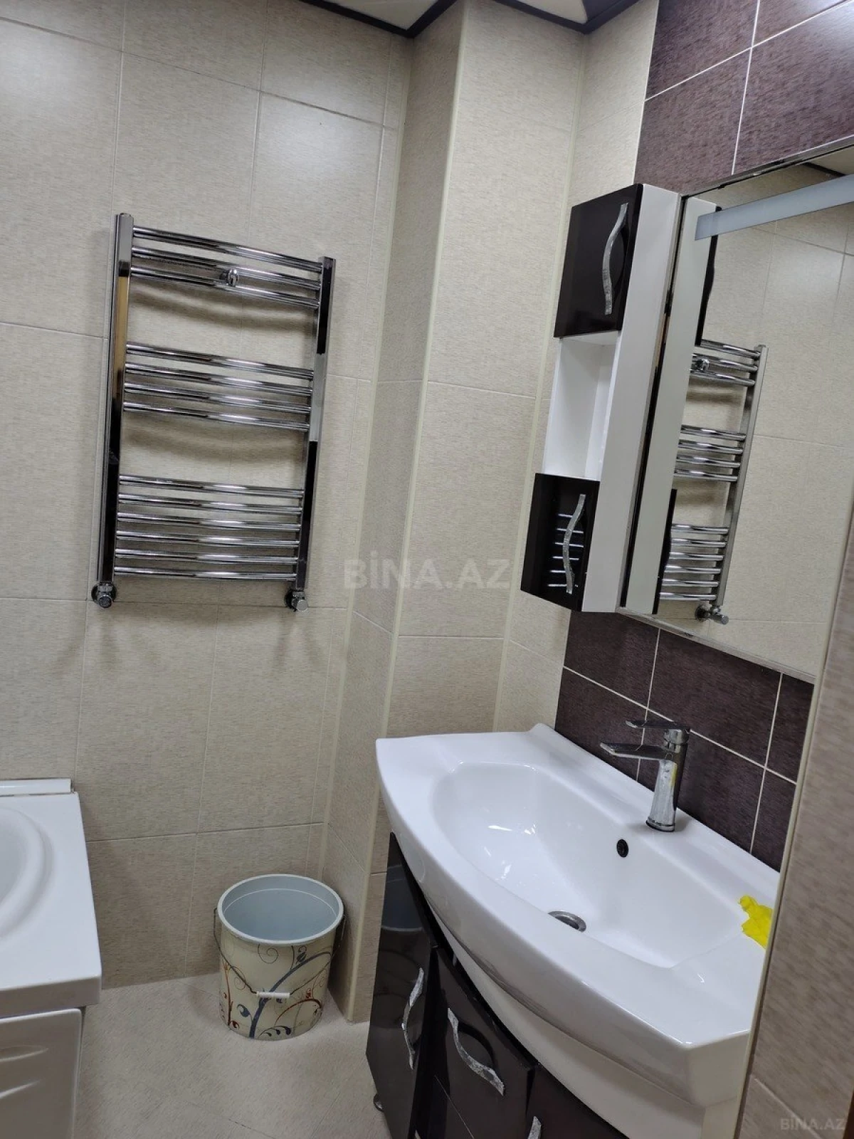 Kirayə verilir 2 otaqlı mənzil 87 m²