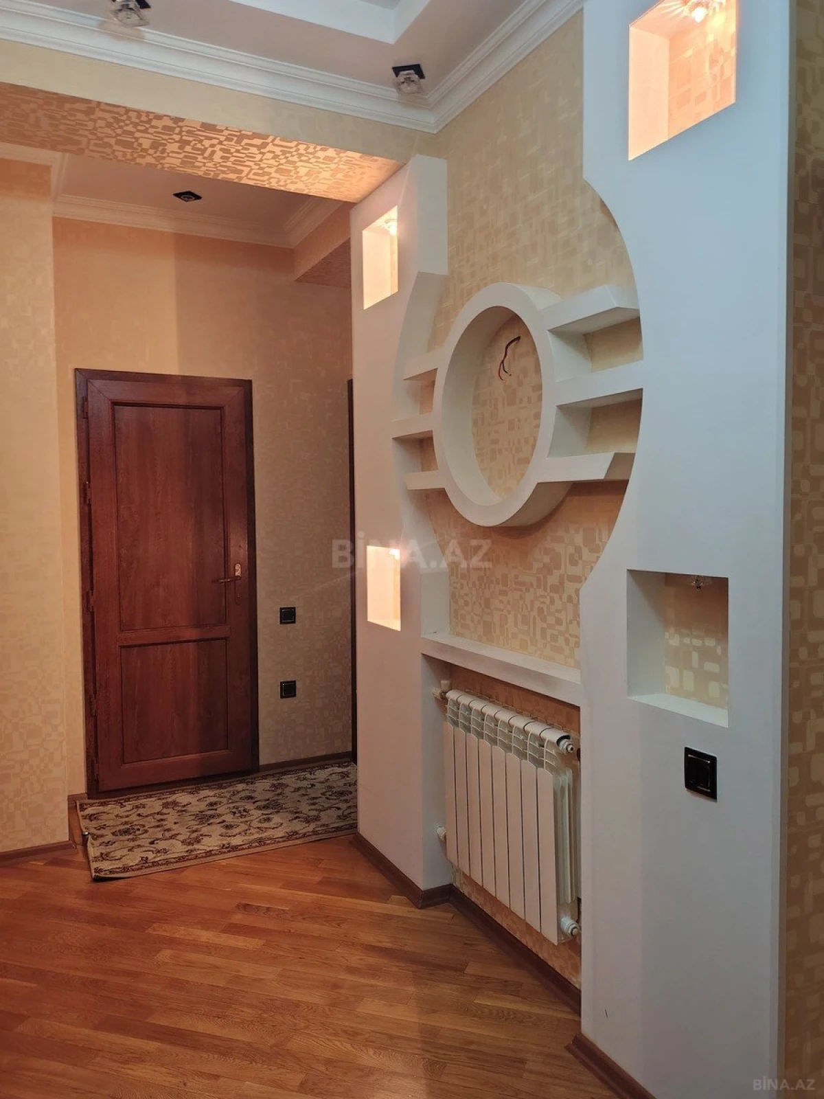 Kirayə verilir 2 otaqlı mənzil 87 m²