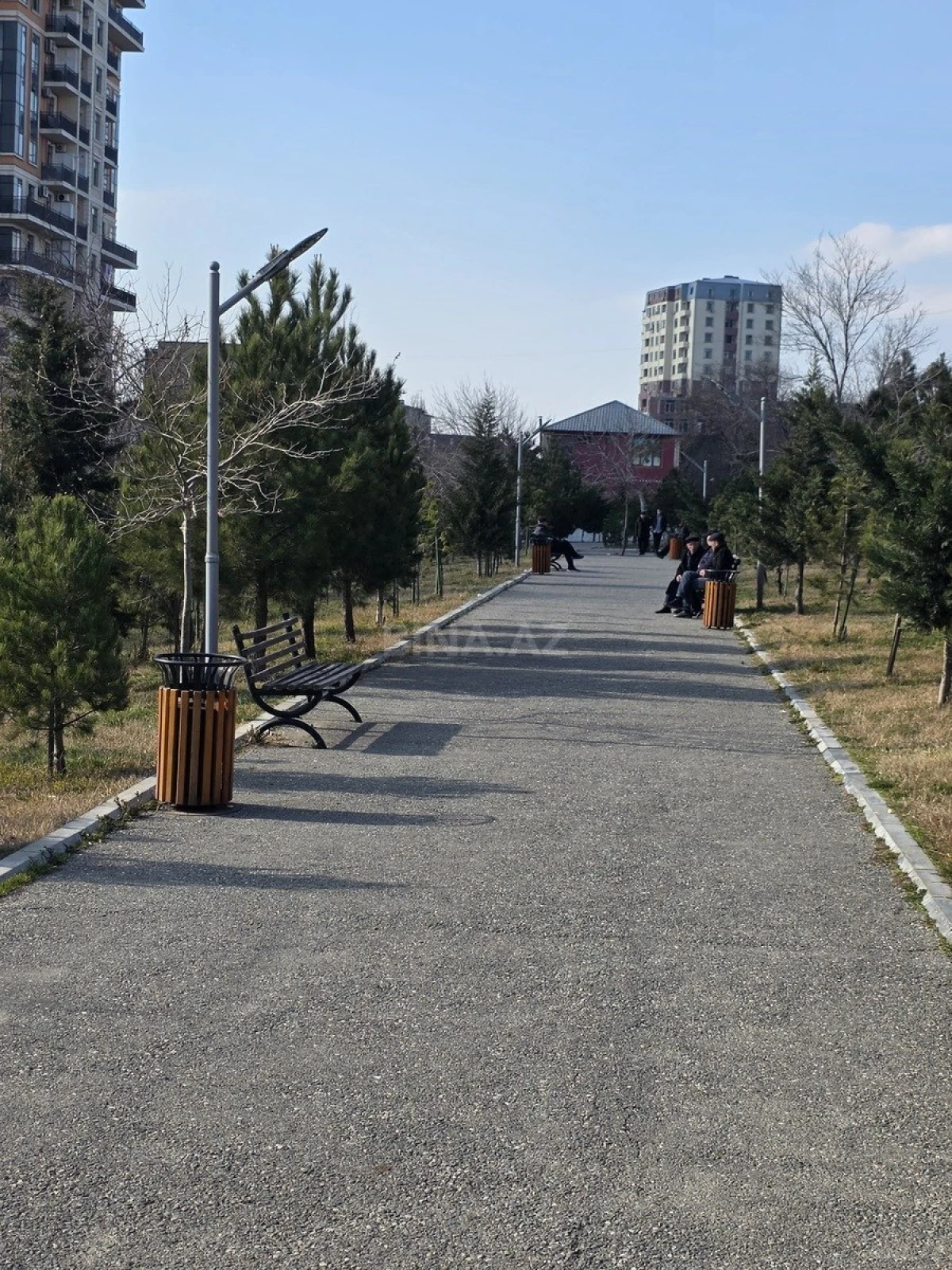 Satılır 2 otaqlı mənzil 75 m²