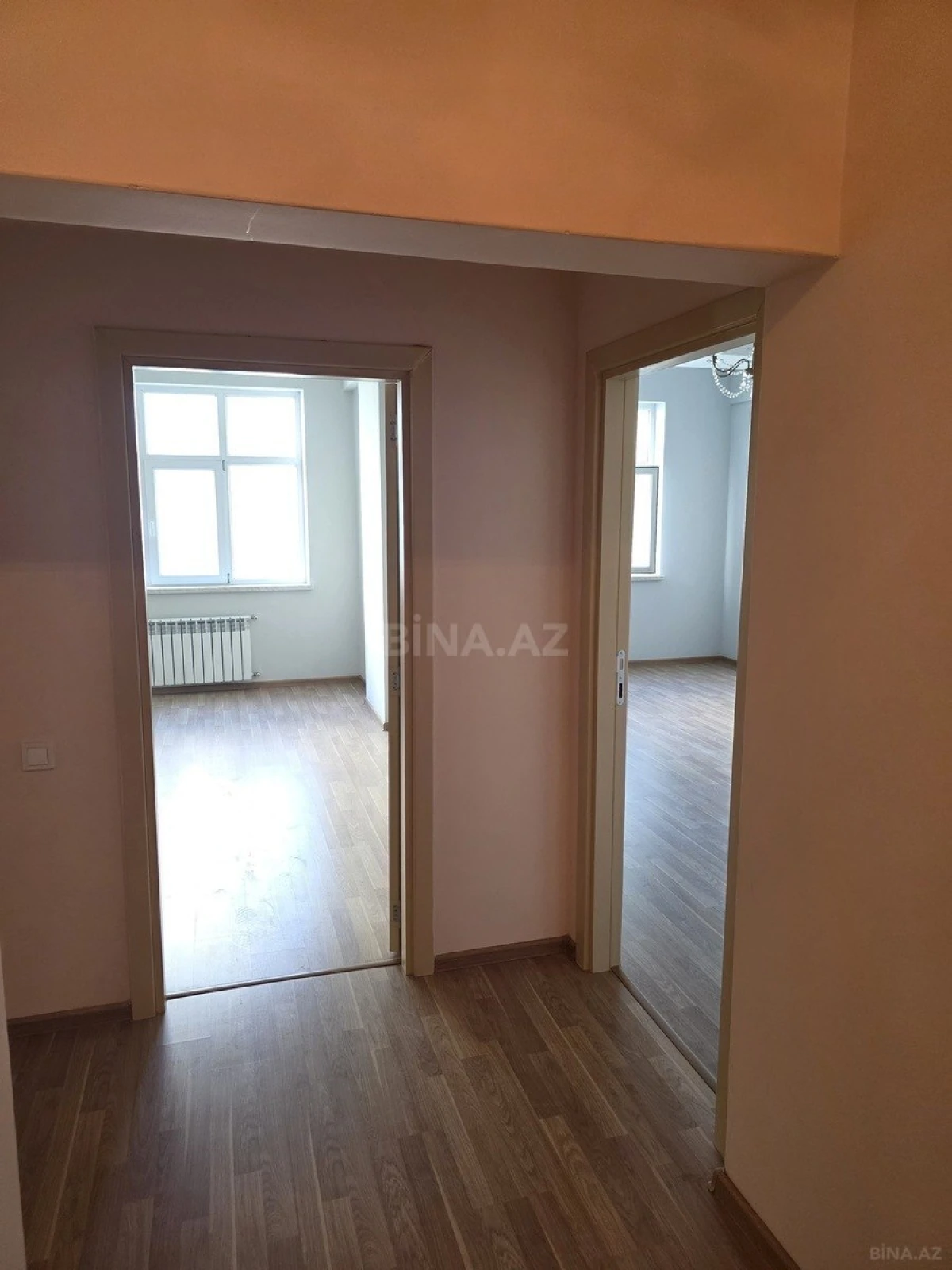 Satılır 2 otaqlı mənzil 75 m²