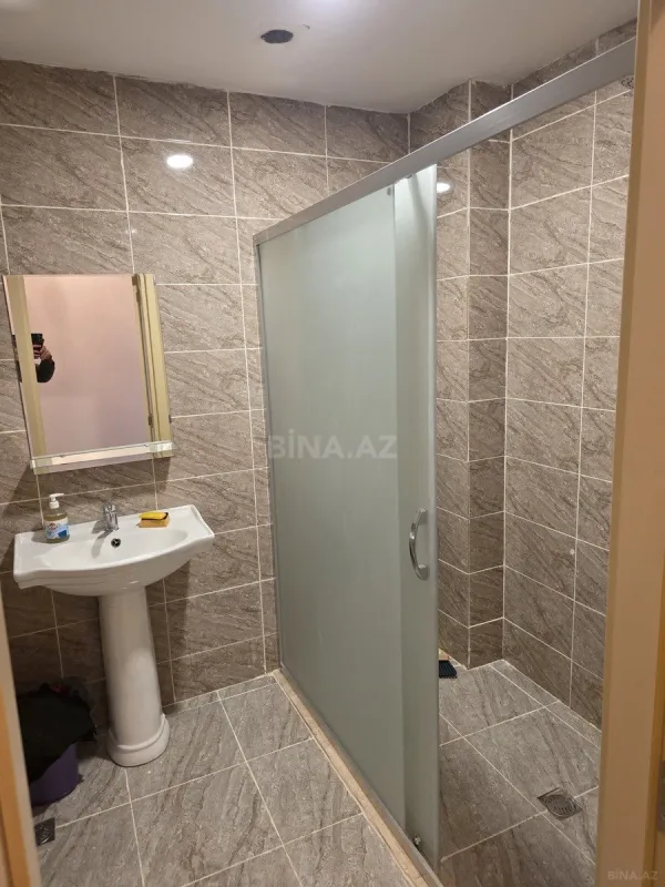 Satılır 2 otaqlı mənzil 75 m²
