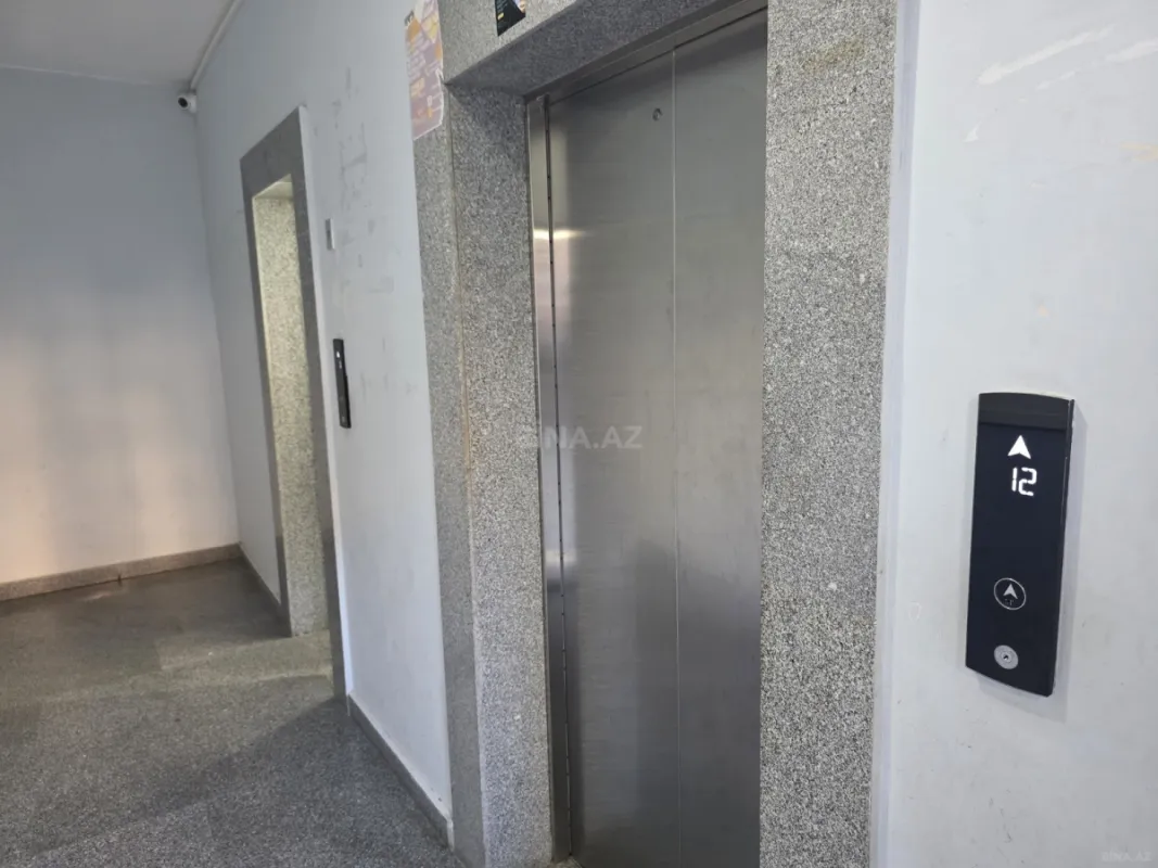 Satılır 2 otaqlı mənzil 75 m²