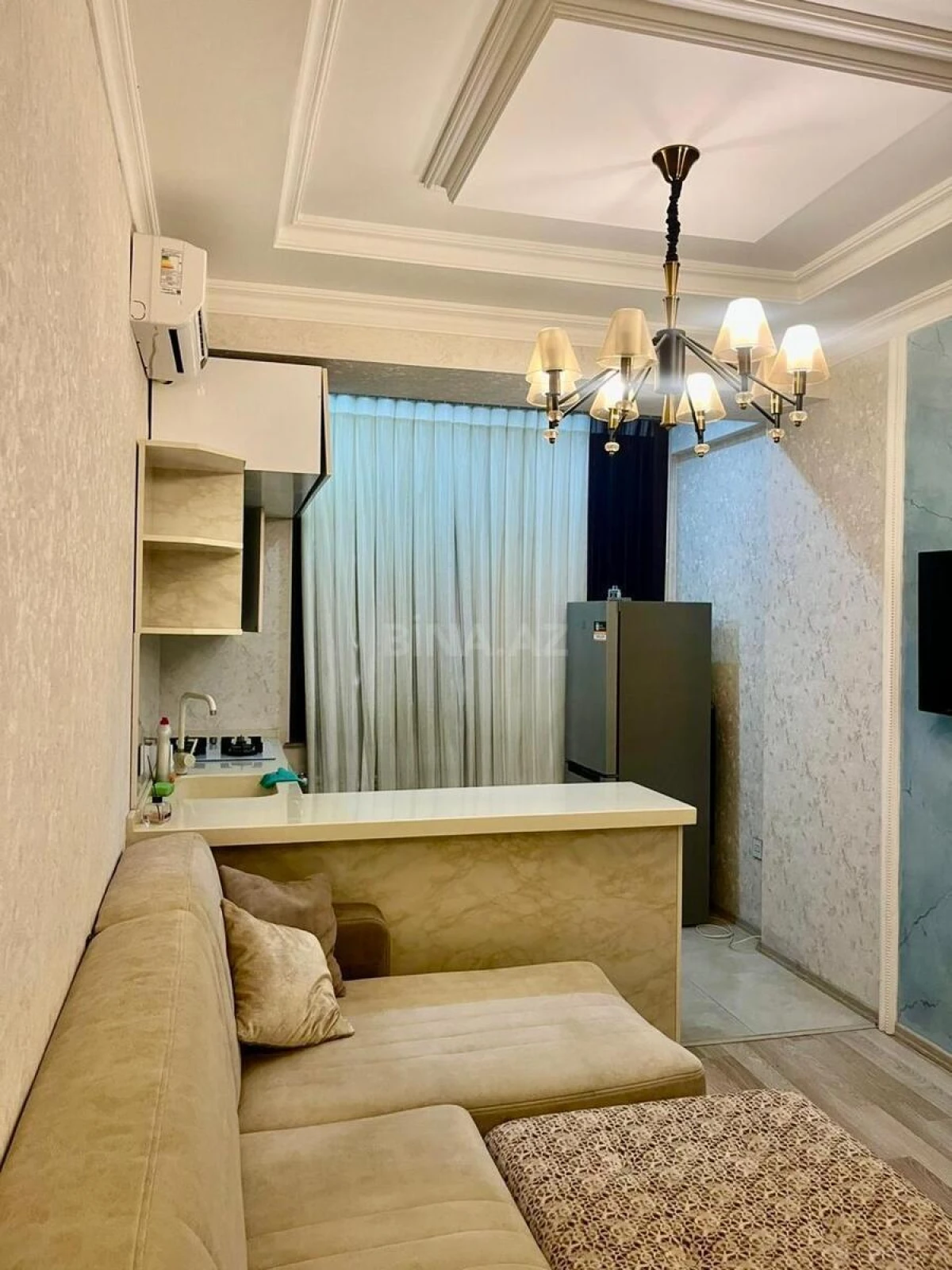 Kirayə verilir 2 otaqlı mənzil 70 m²