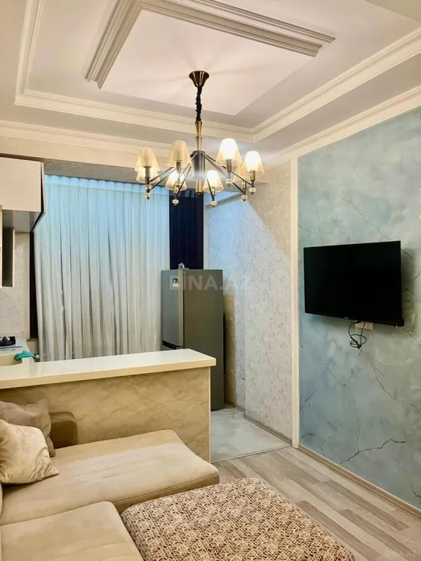 Kirayə verilir 2 otaqlı mənzil 70 m²