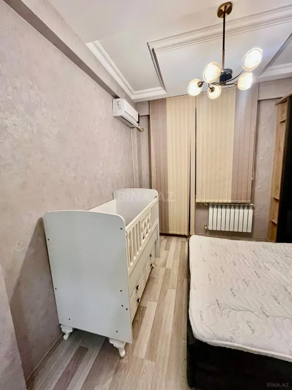 Kirayə verilir 2 otaqlı mənzil 70 m²