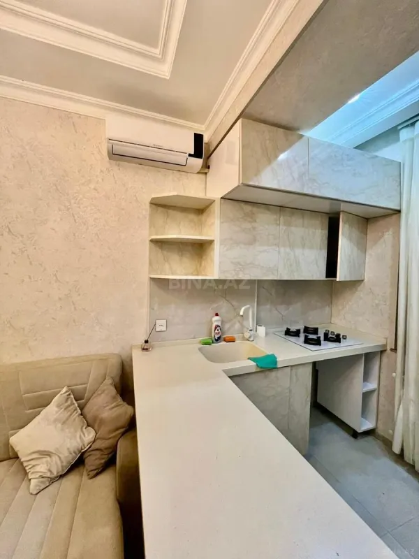 Kirayə verilir 2 otaqlı mənzil 70 m²
