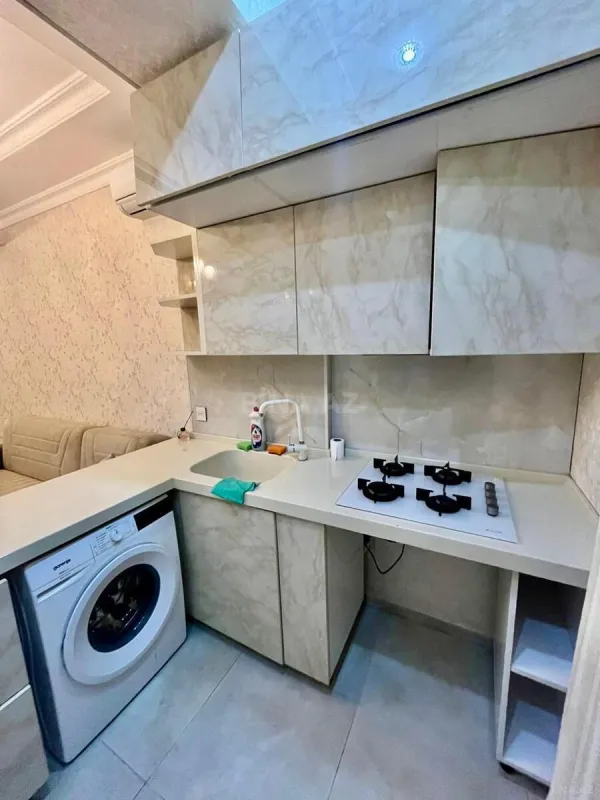 Kirayə verilir 2 otaqlı mənzil 70 m²