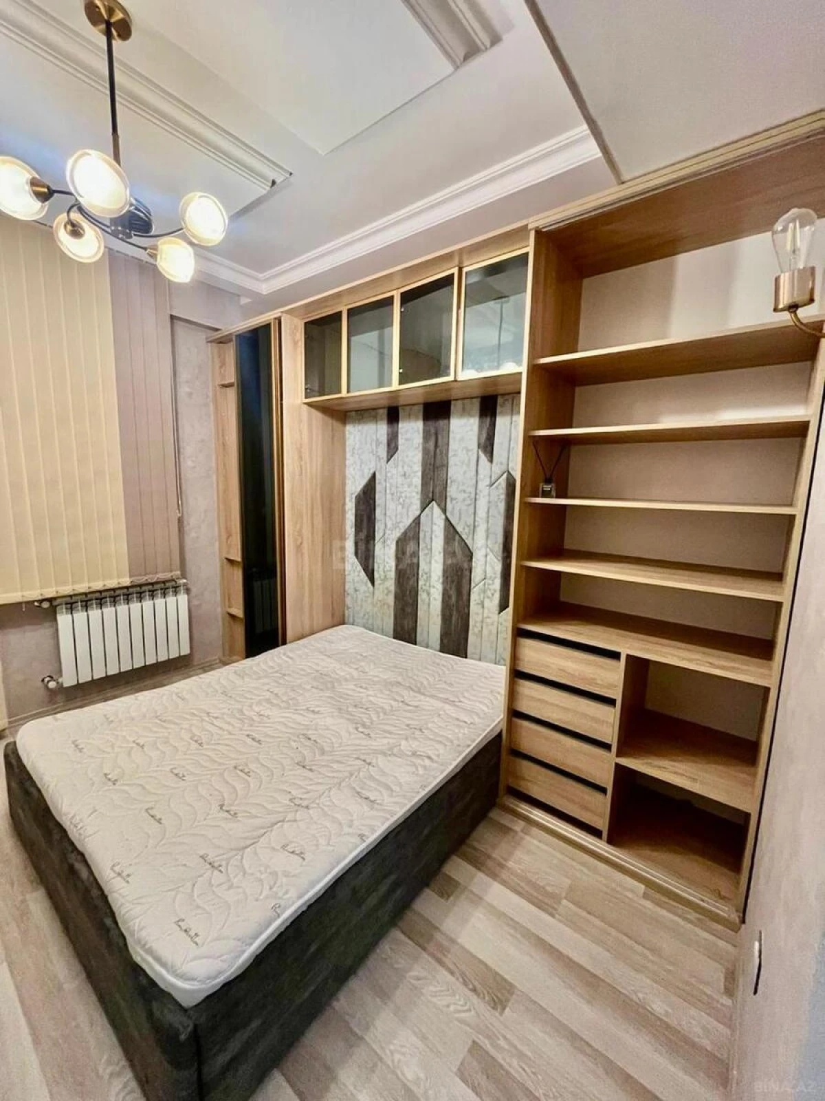 Kirayə verilir 2 otaqlı mənzil 70 m²