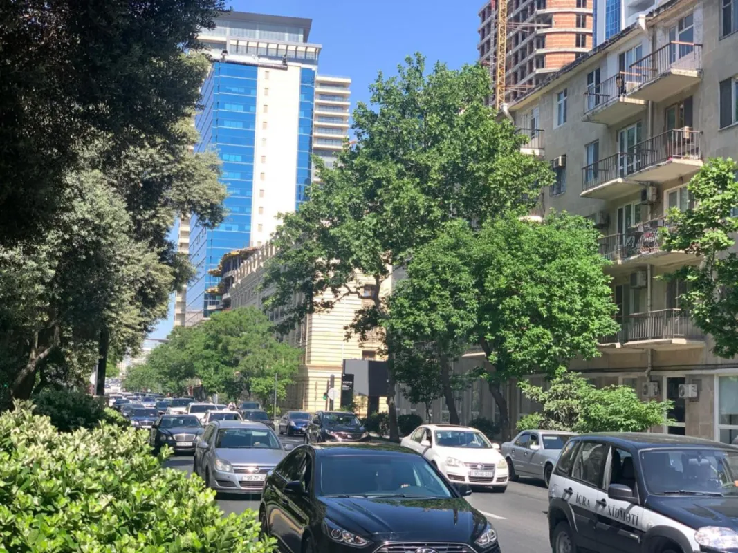 Kirayə verilir qaraj 18 m²