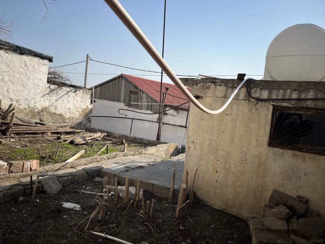 Satılır 5 otaqlı həyət evi 100 m²