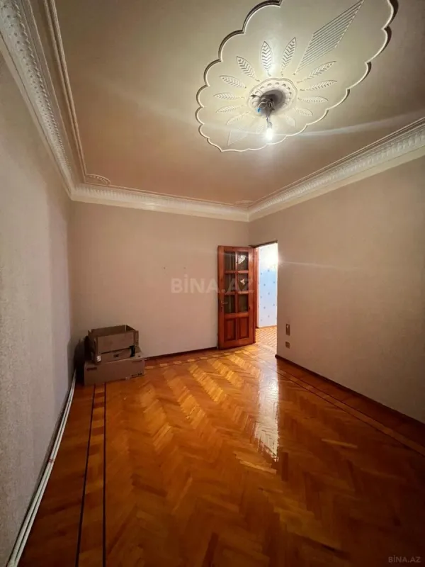 Kirayə verilir 3 otaqlı mənzil 85 m²