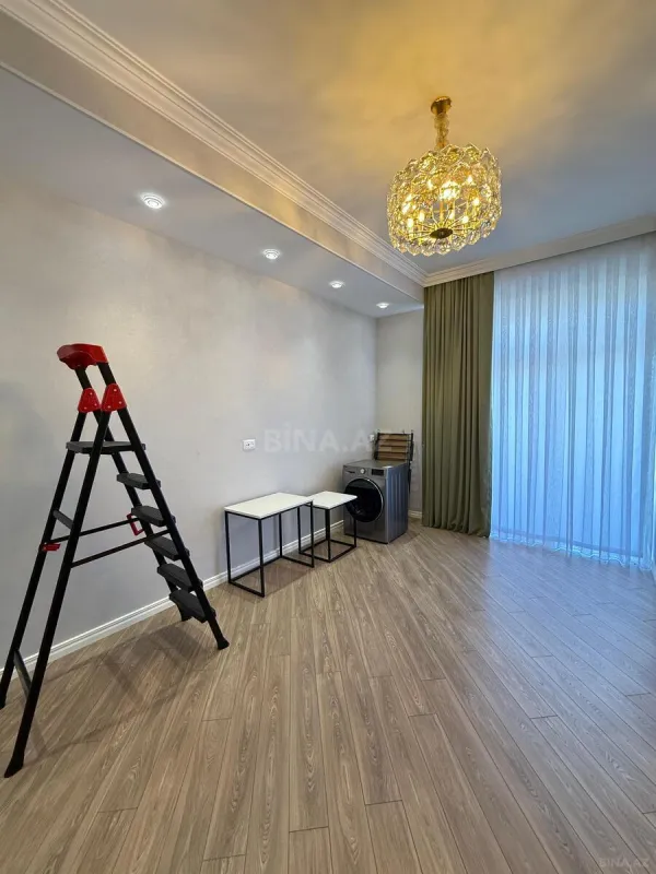 Kirayə verilir 3 otaqlı mənzil 120 m²