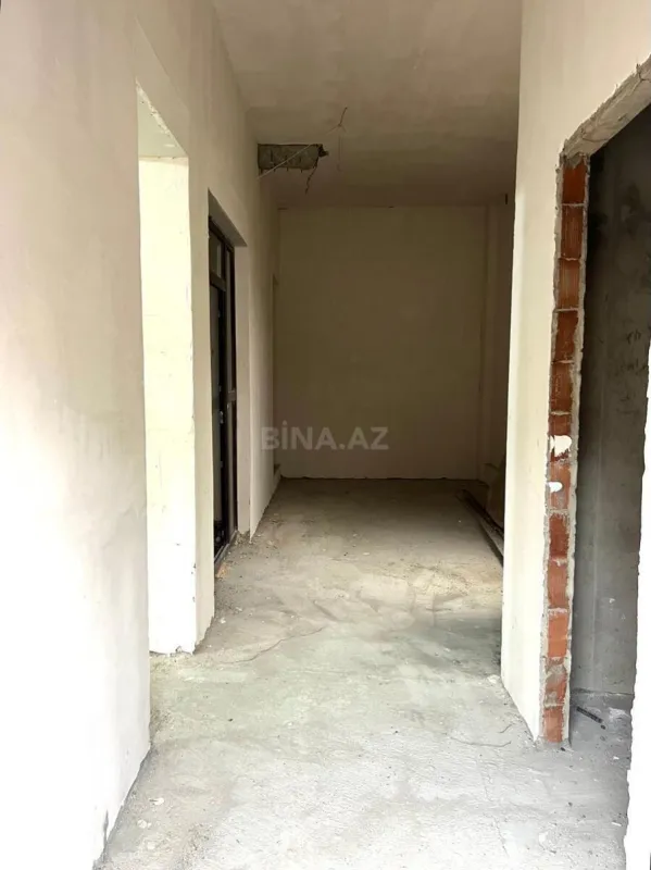 Satılır 2 otaqlı mənzil 67 m²