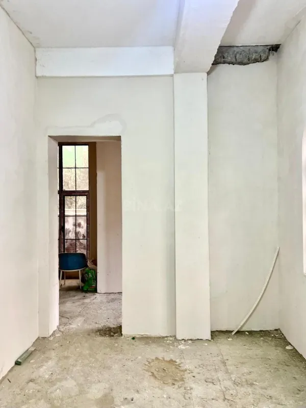Satılır 2 otaqlı mənzil 67 m²