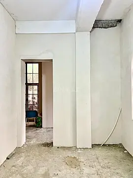 Satılır 2 otaqlı mənzil 67 m²