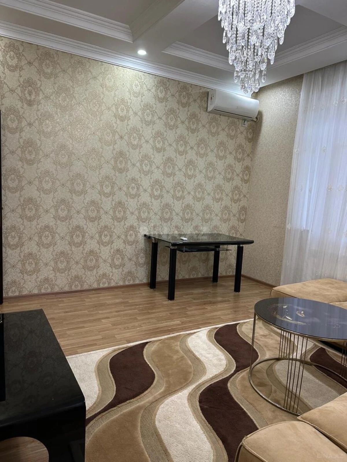 Kirayə verilir 2 otaqlı həyət evi 80 m²