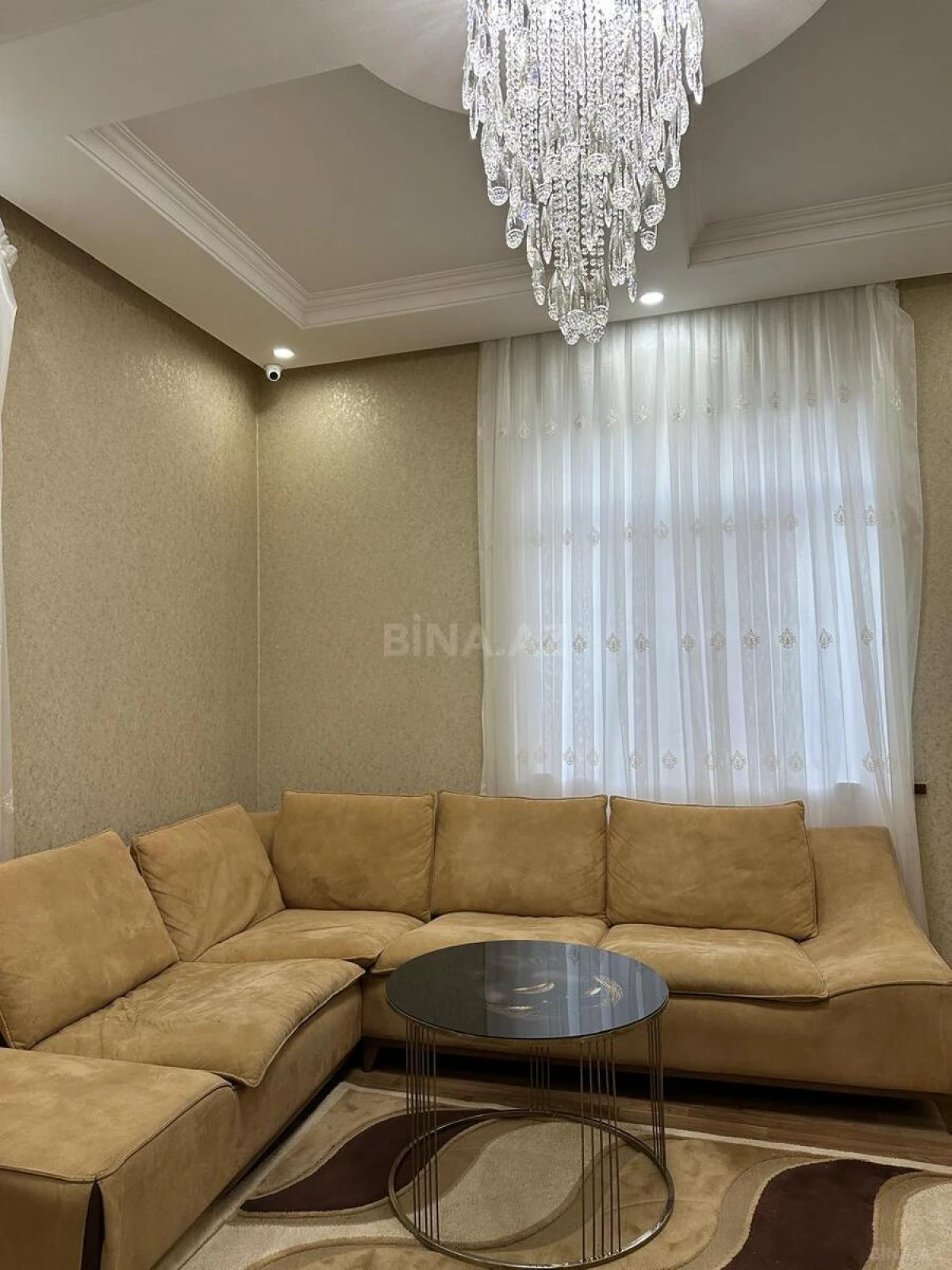 Kirayə verilir 2 otaqlı həyət evi 80 m²