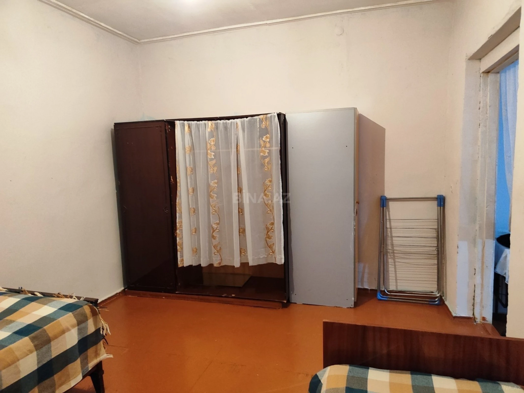 Satılır 4 otaqlı həyət evi 64 m²
