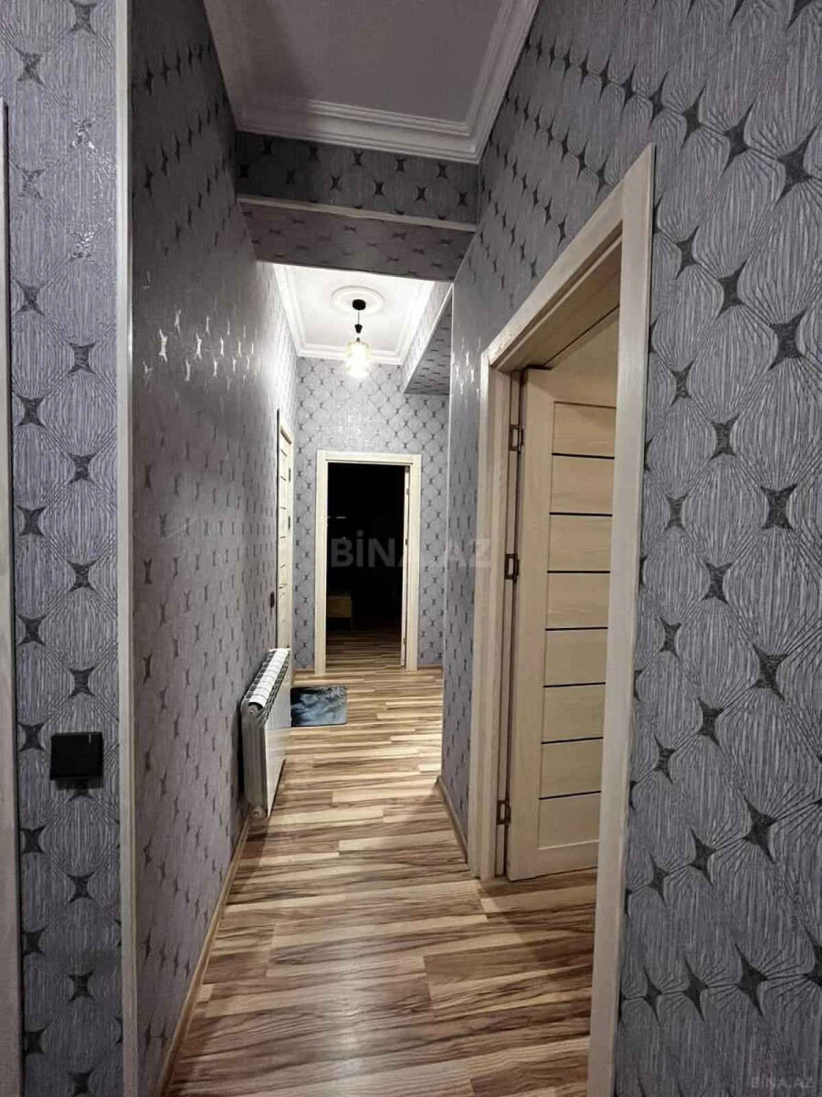 Kirayə verilir 2 otaqlı mənzil 85 m²